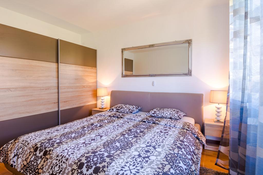 Ferienwohnung Magis Split Exterior foto
